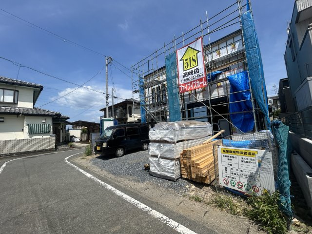 新築　前橋市古市町の駐車場|現地写真　駐車スペースは建物南側に並列2台分可能です！