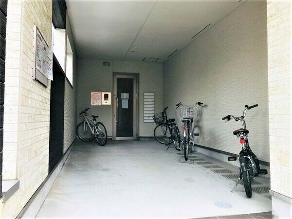 アジュール鶴舞