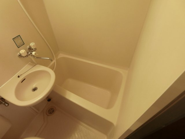 シャトレーヌ南加瀬の浴室|他のお部屋の参考写真となります。