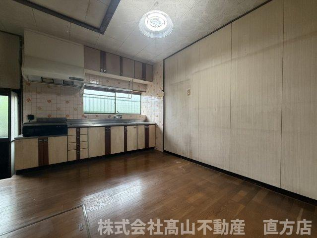 直方市大字上頓野の一戸建ての居間・リビング