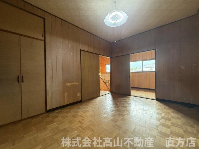 直方市大字上頓野の一戸建ての洋室