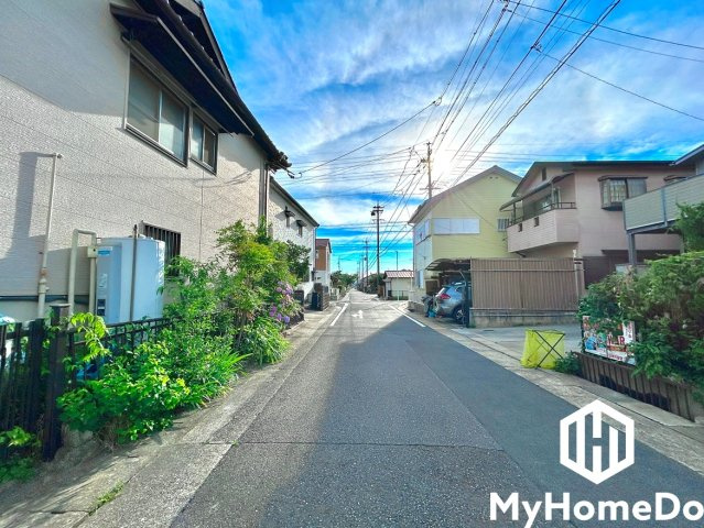 守山区高島町の前面道路含む現地写真