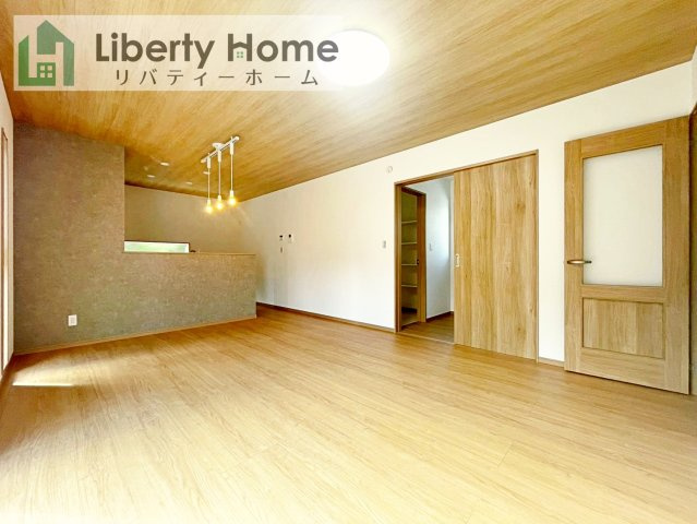 土浦市荒川沖西第2期　新築戸建　3号棟の居間・リビング
