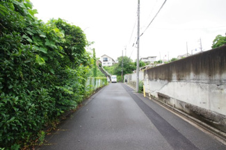 【前面道路含む現地写真】 | 【仲介手数料無料！！】多摩市桜ケ丘1丁目　新築戸建て（全5棟）A号棟　5980万円
