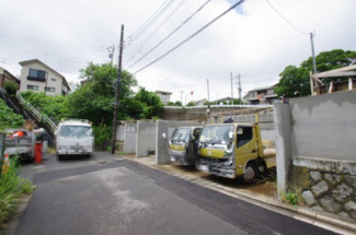 【前面道路含む現地写真】 | 【仲介手数料無料！！】多摩市桜ケ丘1丁目　新築戸建て（全5棟）A号棟　5980万円