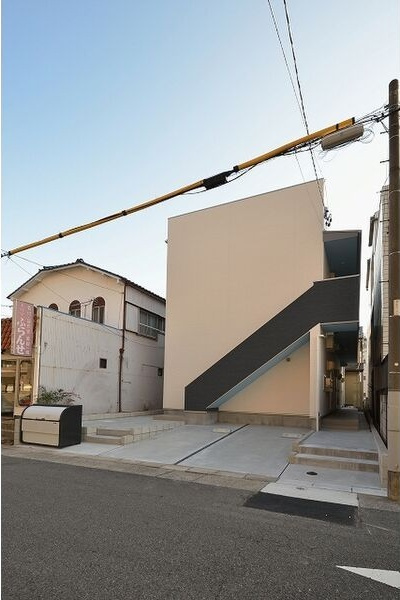 CASA　LARGO(カーサラルゴ)