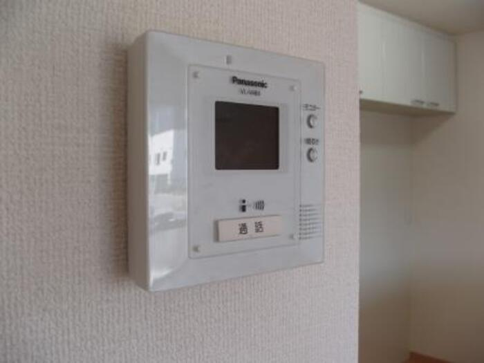 フレンドリースクエア桜 A棟のセキュリティ|※室内画像は別号室のもの