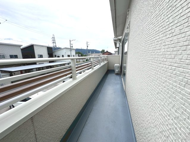 中古戸建　不破郡垂井町綾戸　平成30年築のバルコニー