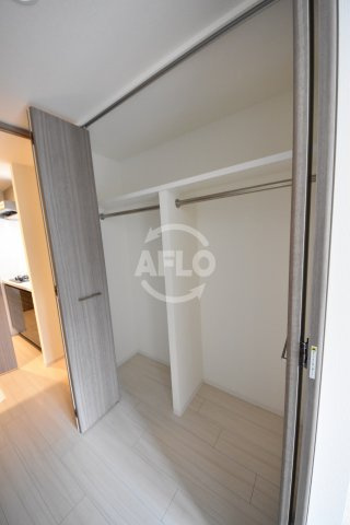 La Douceur西天満（ラドゥセール西天満）の収納|S-RESIDENCE西天満Grand Jour　クローゼット