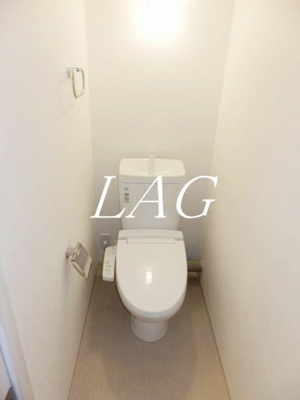 【トイレ】 | アーネスト川口 | トイレです。