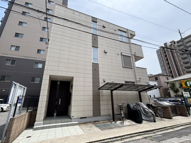 ファミール仲町