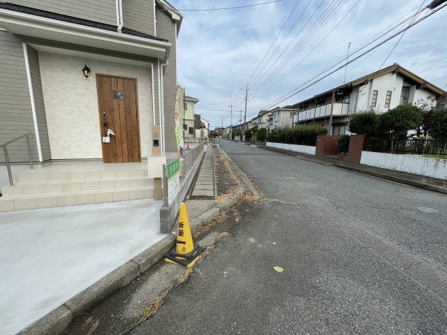 新築戸建・新築建売　玉村町南玉　中央小学校・玉村中学校の前面道路含む現地写真