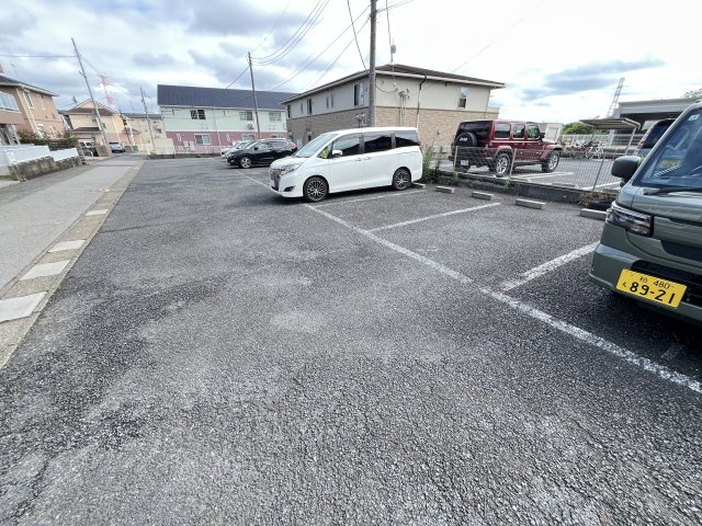 カーザ・ヴェルデの駐車場