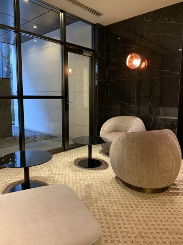 福岡市博多区博多駅前３丁目の賃貸マンションのロビー
