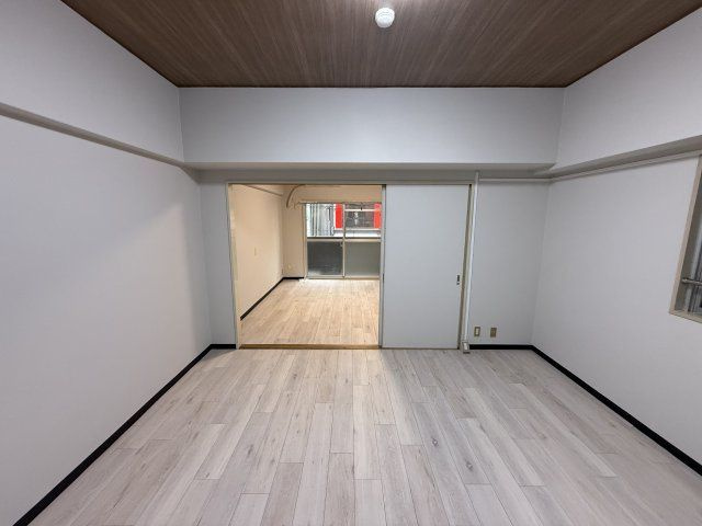 朝日プラザ西道頓堀の居間・リビング