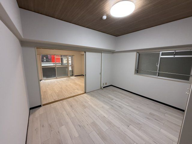 朝日プラザ西道頓堀の洋室