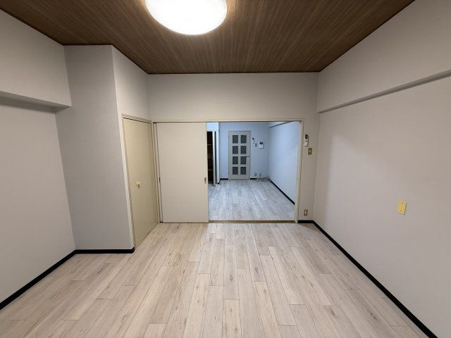 朝日プラザ西道頓堀の洋室
