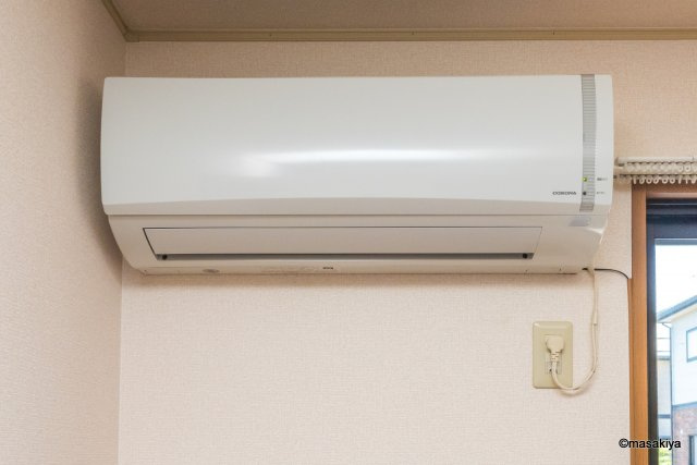 リビングタウン一番館の設備|エアコン