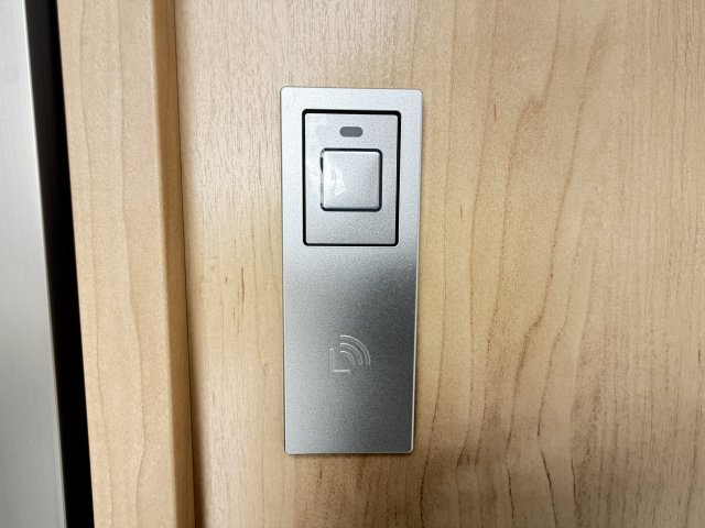 糸満市座波　第3（全4棟）4号棟の玄関|4号棟　スマートキー付き♪