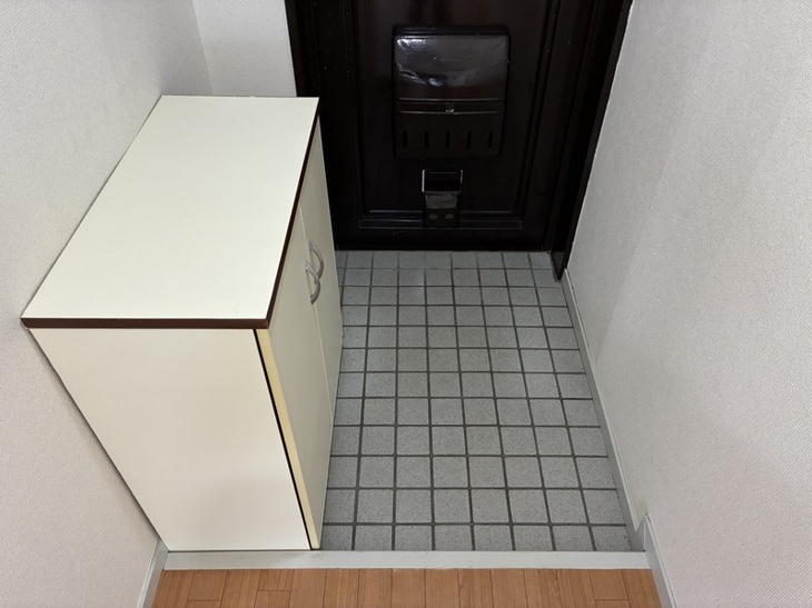 【玄関】八百ふじ南光台ビル 