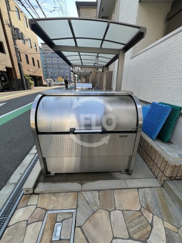 レシェンテ江坂のその他共用部分|ゴミ置き場