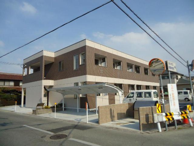 加古川市平岡町新在家のアパートの外観|外観写真（昼）