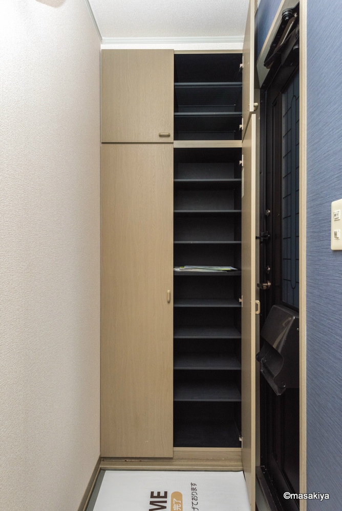 セジュールしんきょうの玄関|下駄箱