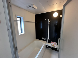 【浴室】 | 千葉市中央区蘇我　新築戸建４号棟　JR外房線【蘇我駅】 | 広々とした浴室です
