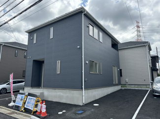 【外観】 | 千葉市中央区蘇我　新築戸建４号棟　JR外房線【蘇我駅】 | 落ち着きのある外観です