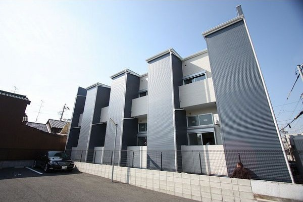 ボヌール本陣(大日町)