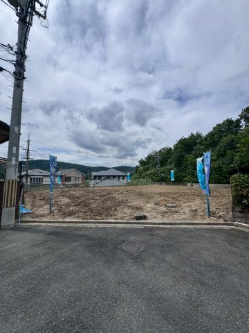 高槻市南平台　2号地の外観|小学校・中学校へ徒歩約10分圏内でお子様の通学も安心です