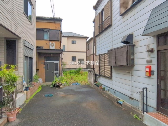 《仲介手数料無料》中央区新中里４丁目15-14新築一戸建て
