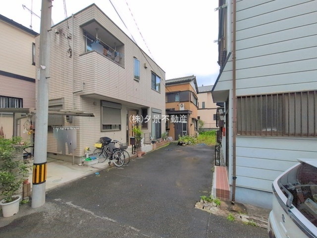 《仲介手数料無料》中央区新中里４丁目15-14新築一戸建て