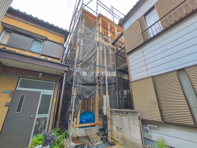 《仲介手数料無料》中央区新中里４丁目15-14新築一戸建て
