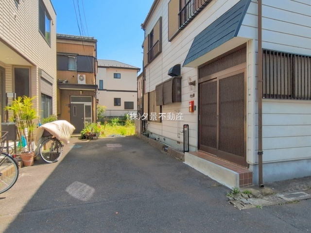 《仲介手数料無料》中央区新中里４丁目15-14新築一戸建て