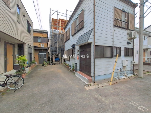 《仲介手数料無料》中央区新中里４丁目15-14新築一戸建て