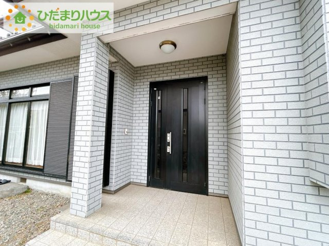 いわき市泉町滝尻町字南坪　中古戸建の玄関