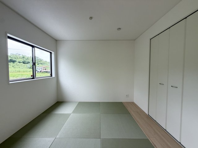 糸満市座波　第3（全4棟）ラスト1号棟の和室|1号棟　和洋室5.2帖＋収納付き♪