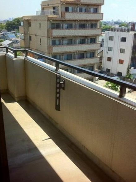 杉並区上井草１丁目の賃貸マンションのバルコニー