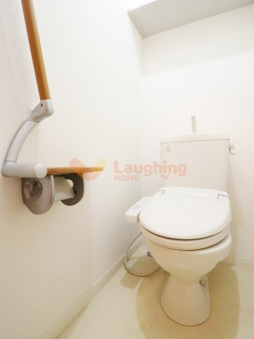 シャーメゾン新合川のトイレ|ゆったりとした空間のトイレです