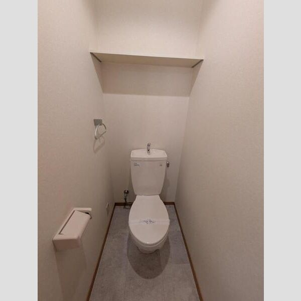 ラルジュ柳森のトイレ|清潔感のあるトイレです