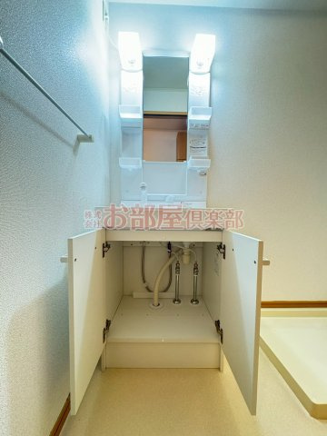 ラミアカーメラ　ウーノの洗面所