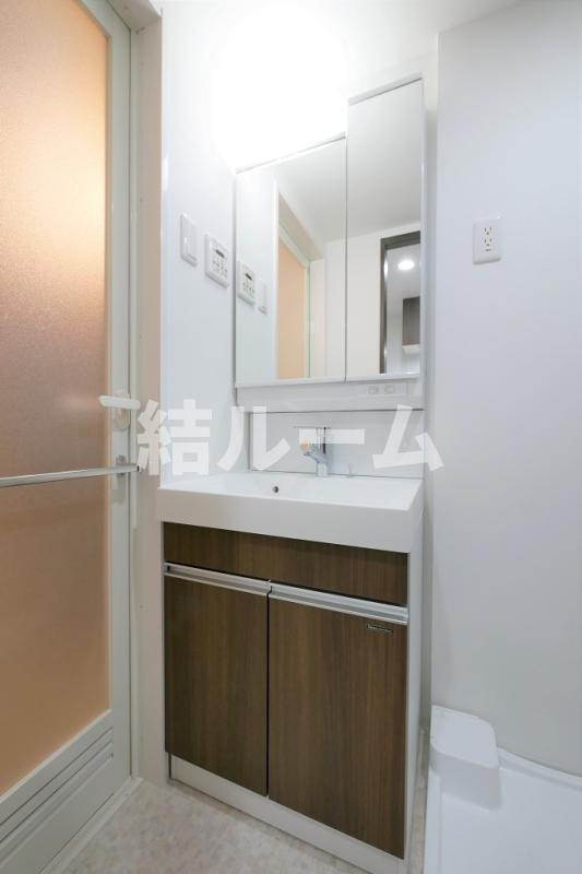 板橋区前野町３丁目の賃貸マンションの洗面所