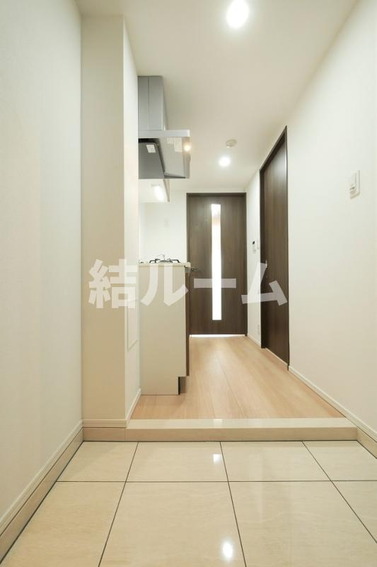 板橋区前野町３丁目の賃貸マンションの玄関