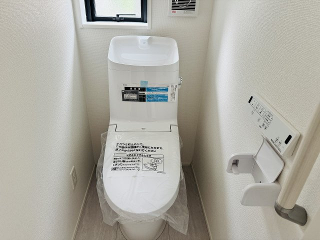 八王子市　石川町　新築一戸建て　７期のトイレ|～暖房温水洗浄機能付きトイレ　冬場は特に嬉しい機能ですね～