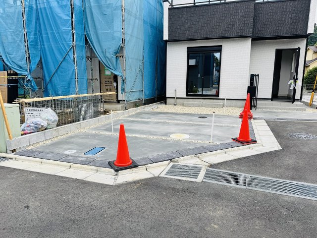八王子市　石川町　新築一戸建て　７期の駐車場|～2台駐車可能カースペース～
