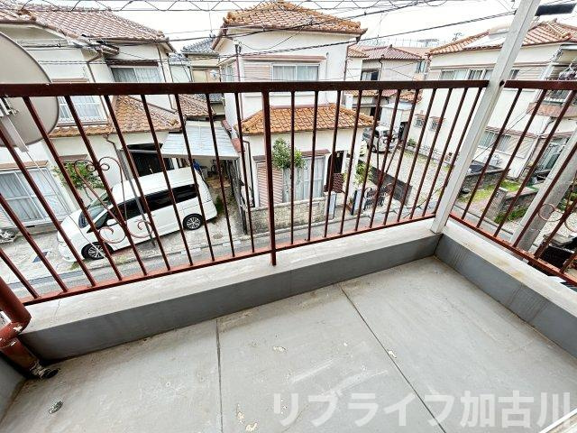 美乃利戸建てのバルコニー
