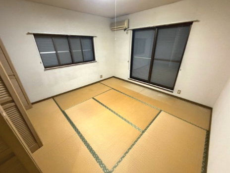 巴町神田戸建の和室