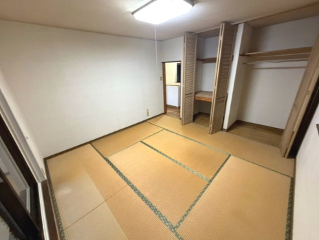 巴町神田戸建の和室