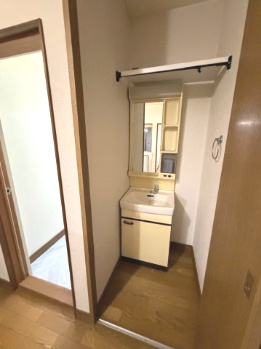 巴町神田戸建の内装